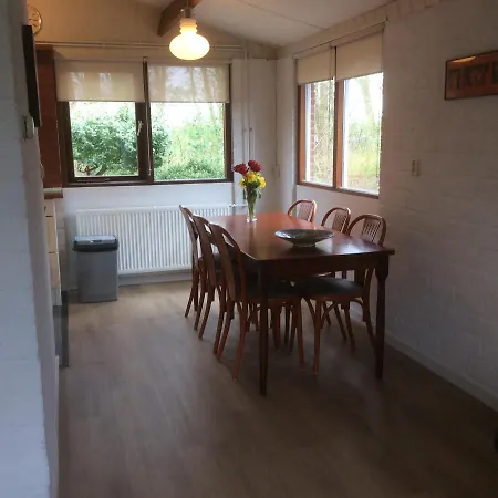 Zonnig Vakantiehuisje Bergen